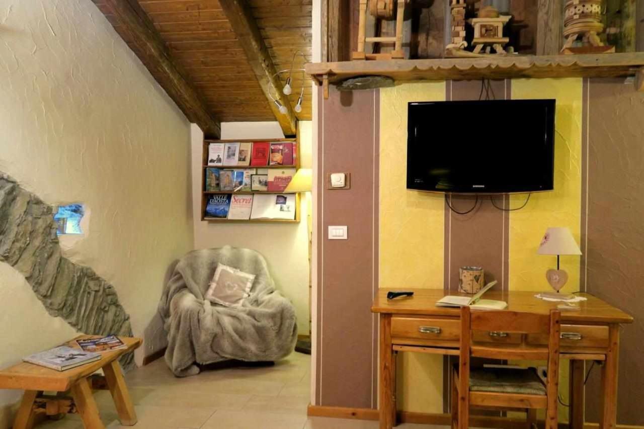 Romantica Suite Con Vasca Idromassaggio Aosta Zewnętrze zdjęcie