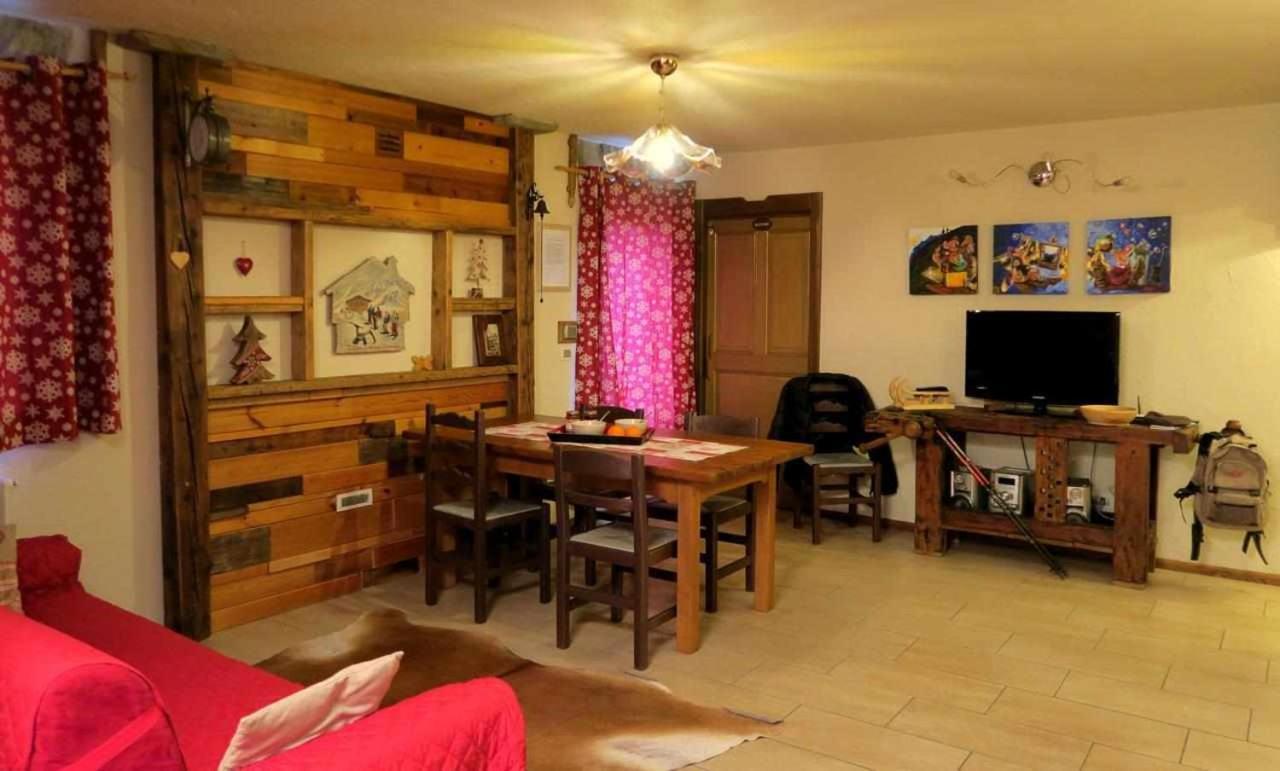 Romantica Suite Con Vasca Idromassaggio Aosta Zewnętrze zdjęcie